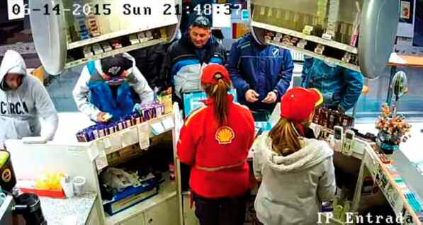 est-50-la-emergencia-en-una-estacion-de-servicio-08