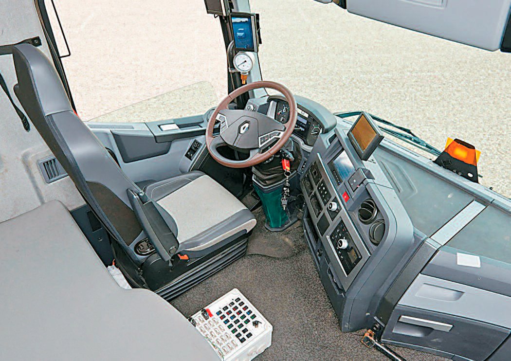 pes-65-optifuel-laboratorio-2-el-nuevo-laboratorio-de-vehiculos-renault-trucks-04