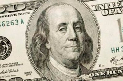 ea-51-pagan-con-dolares-falsos-en-varias-estaciones-de-servicio-thumb