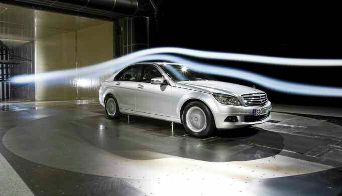 tap-176-los-tuneles-aero-climaticos-de-m-benz-01