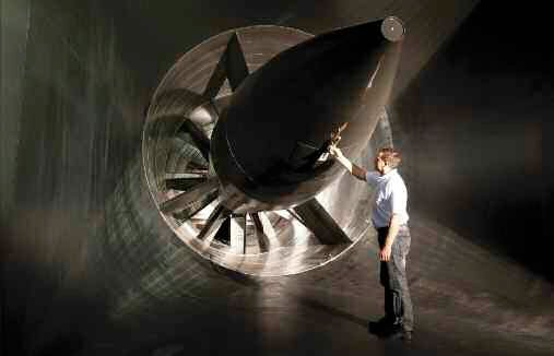 tap-176-los-tuneles-aero-climaticos-de-m-benz-03