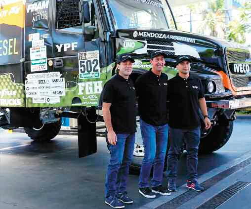 tap-178-el-equipo-ypf-infinia-diesel-otra-vez-presente-en-el-dakar-01