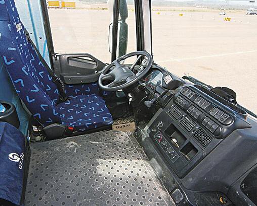 pes-91-el-camion-iveco-trakker-05