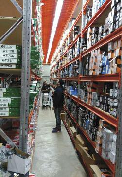 tap-186-cedisa-srl-centro-de-distribucion-de-autopiezas-02