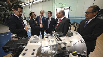 pes-96-scania-recibio-la-visita-del-embajador-magarinos-en-su-gobernador-manzur-y-el-fabrica-de-tucuman-02