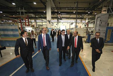 pes-96-scania-recibio-la-visita-del-embajador-magarinos-en-su-gobernador-manzur-y-el-fabrica-de-tucuman-thumb