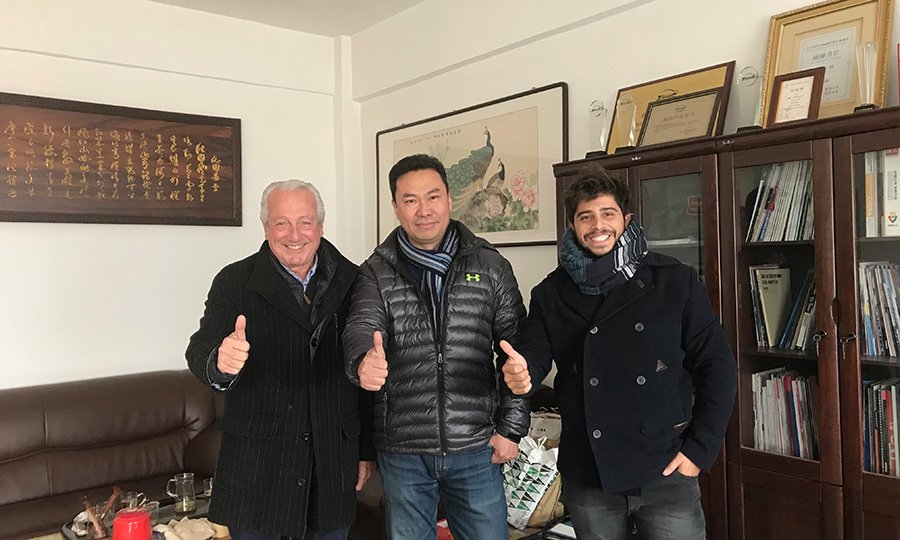 2018-04-27-visita-a-la-amr-expo-de-beijin-03