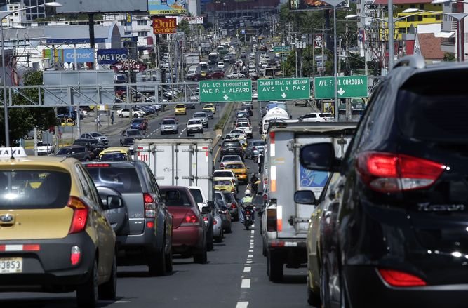 2018-06-08-las-ventas-de-automoviles-siguen-disminuyendo-en-panama-1-01