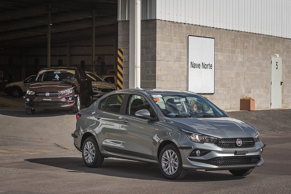 2018-07-06-fiat-cronos-30-mil-unidades-04