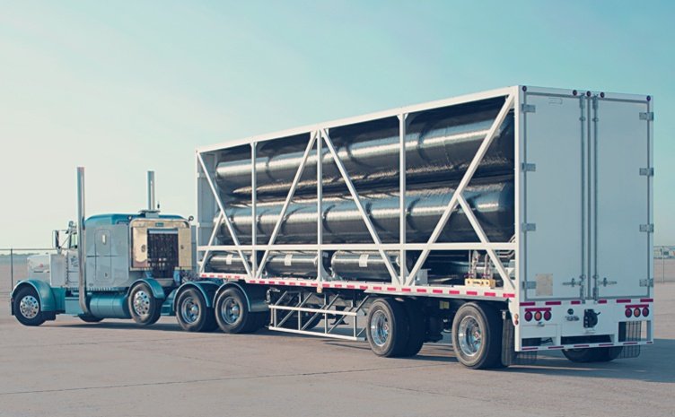 2018-07-06-lanzan-trailer-con-los-cilindros-composite-mas-grandes-del-mundo-2-02