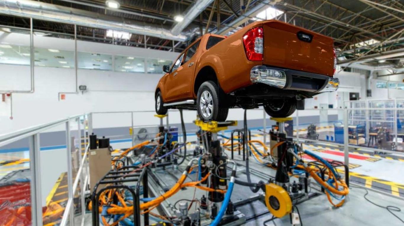 2018-08-10-nissan-ya-produce-la-la-pickup-frontier-en-cordoba-2-02