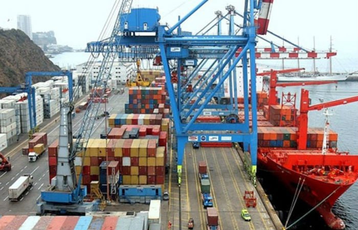 2018-09-28-nuestro-pais-reduce-los-aranceles-para-importar-bienes-de-capital-en-busca-de-mas-inversion-03