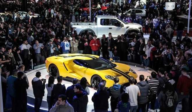 2018-10-05-se-analiza-la-suspension-del-salon-del-automovil-2019-04