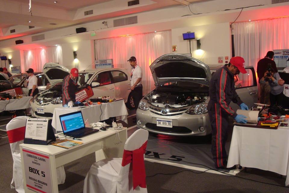 2018-12-07-concurso-nacional-de-habilidades-tecnicas-y-atencion-al-cliente-toyota-2018-2-02