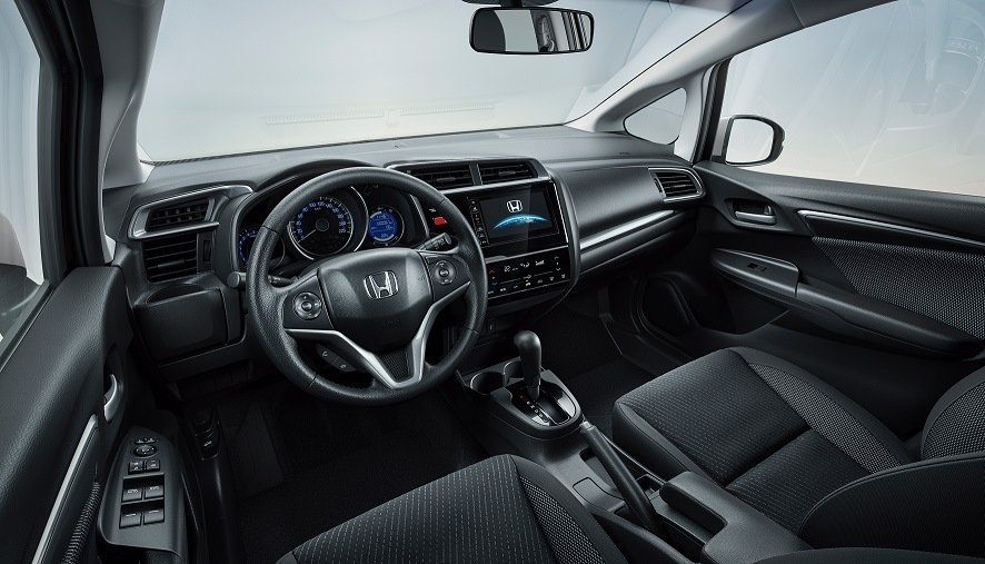 2018-12-14-la-nueva-suv-subcompacta-de-honda-comienza-a-comercializarse-en-argentina-2-02