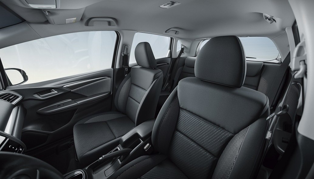 2018-12-14-la-nueva-suv-subcompacta-de-honda-comienza-a-comercializarse-en-argentina-3-03