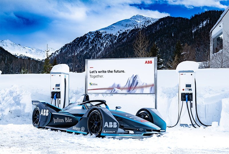 2019-02-01-calurosa-bienvenida-para-abb-formula-e-en-davos-2-02