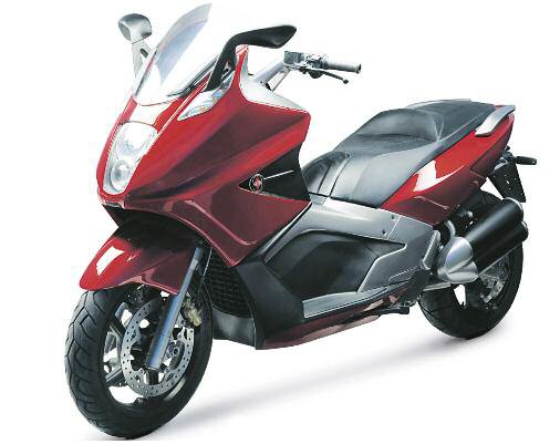 tap-185-la-moto-gilera-gp-800-01