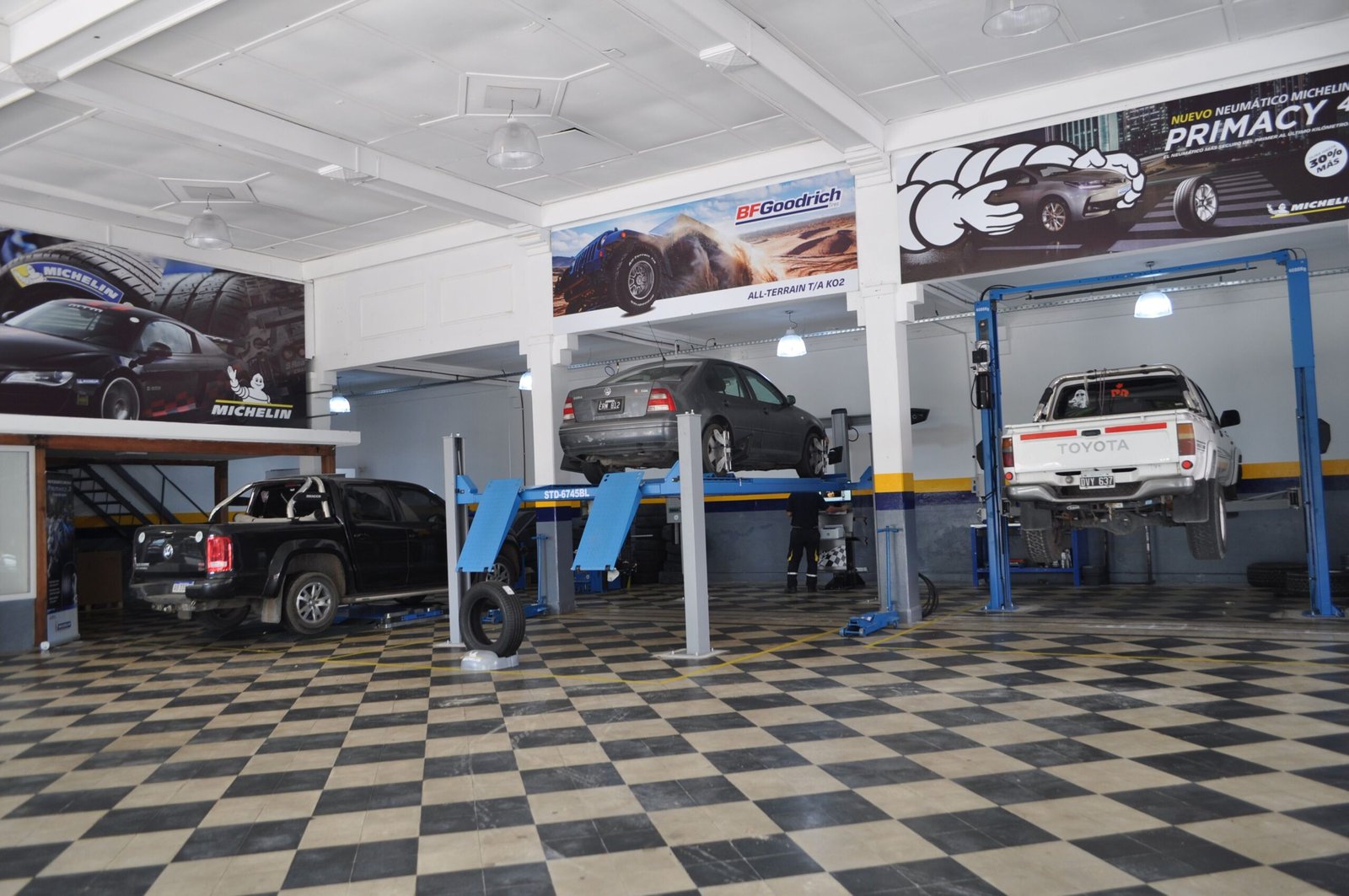 2019-04-19-la-red-de-revendedores-de-michelin-continua-creciendo-3-04