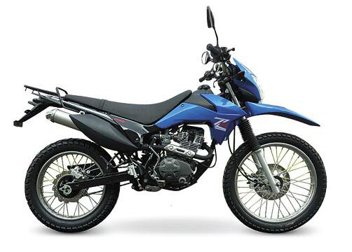 tap-190-zanella-presenta-su-pequena-gigante-la-nueva-zr-150-lt-01