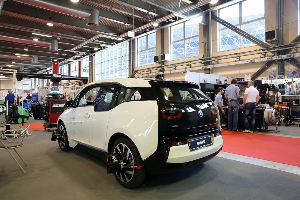 2019-05-03-car-and-maintenance-celje-2019-2-02