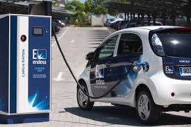 2019-06-14-dificultades-con-los-autos-electricos-en-ecuador-3-03