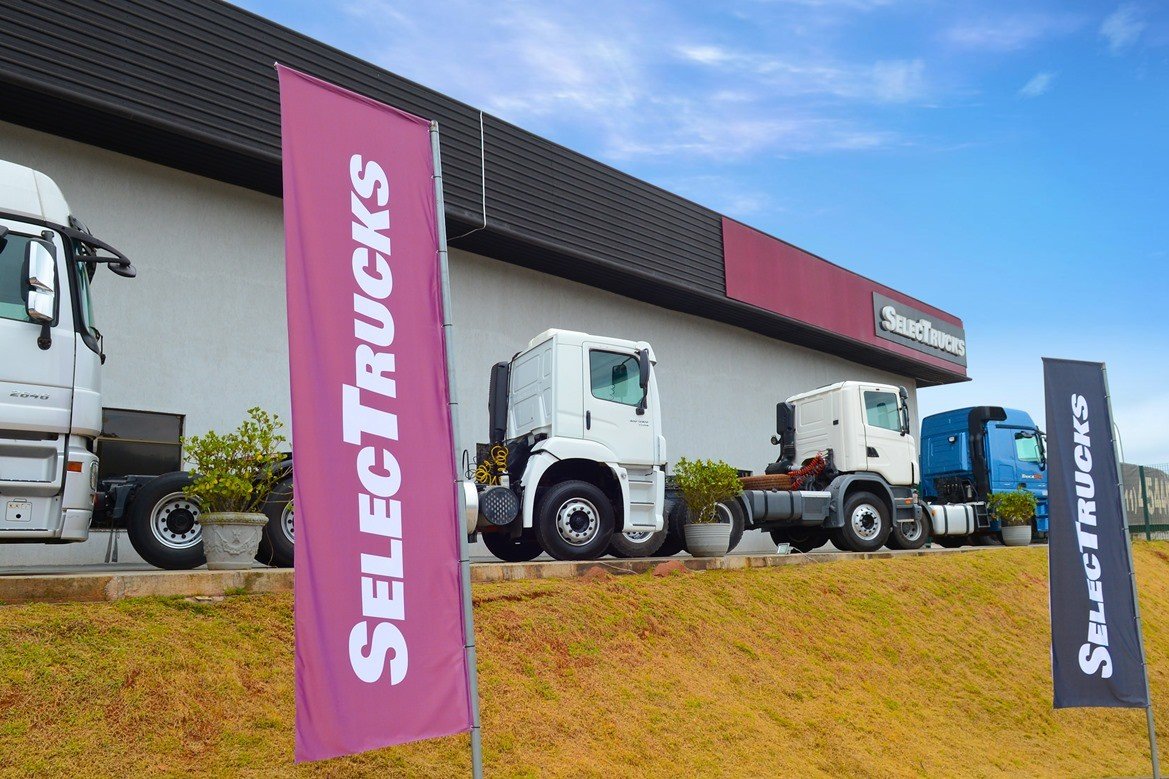 2019-07-19-ya-opera-selectrucks-de-camiones-multimarca-3-03