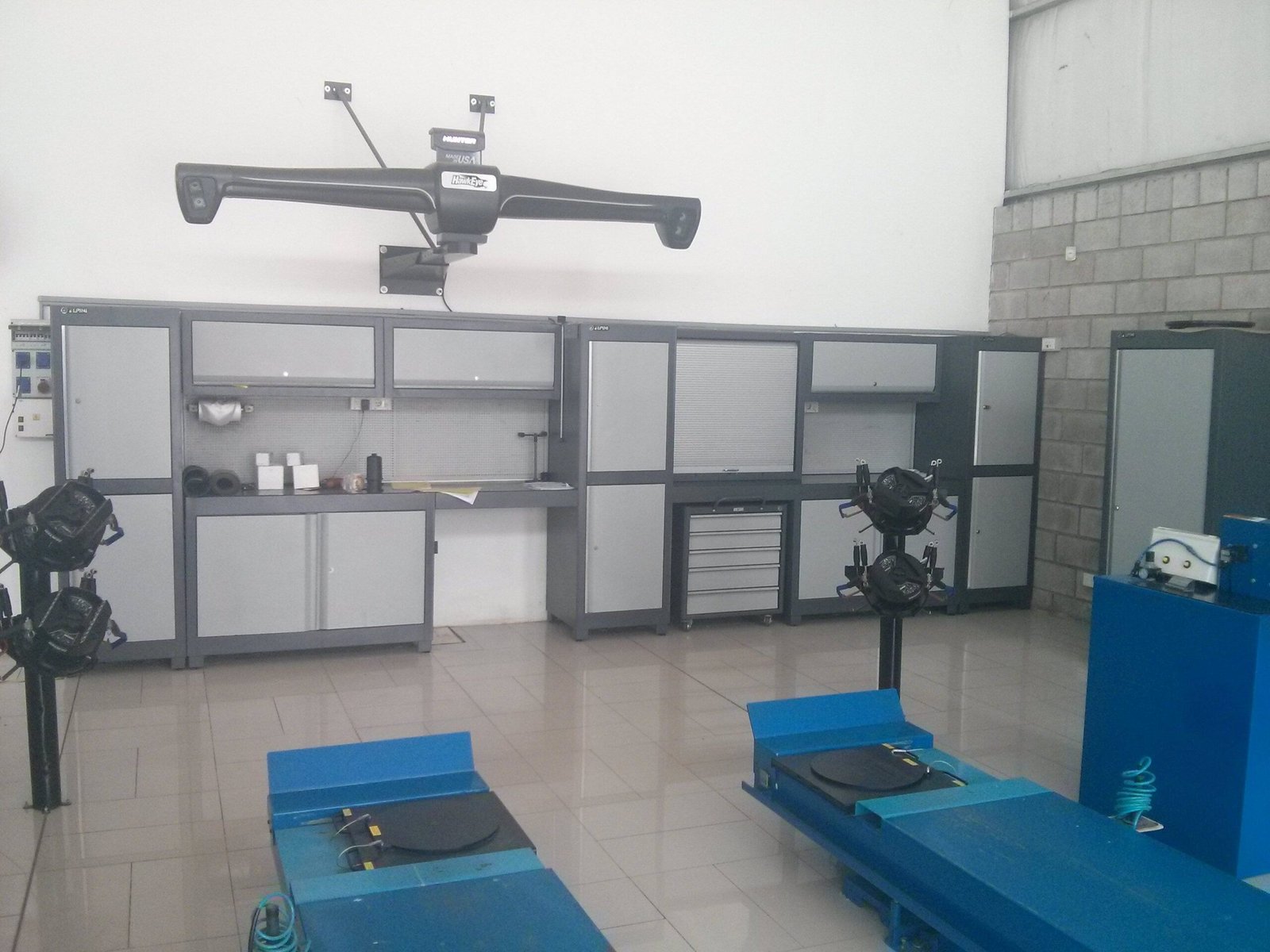 2019-07-26-funcionalidad-calidad-y-el-mejor-precio-en-equipamiento-industrial-4-04