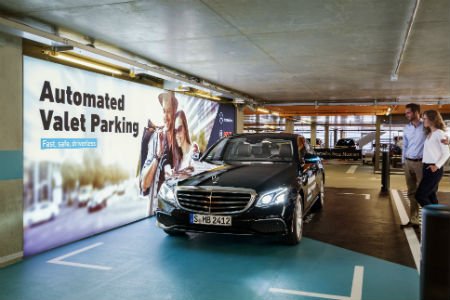2019-08-02-el-primer-estacionamiento-sin-conductor-y-sin-supervision-humana-de-bosch-y-daimler-2-02