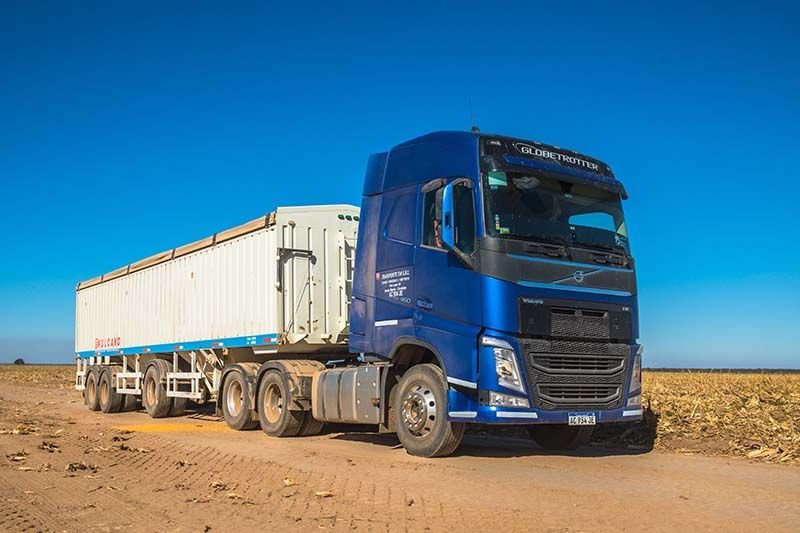 2019-08-16-volvo-trucks-estuvo-presente-en-el-xxvii-congreso-de-aapresid-2-02