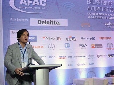 2019-08-30-una-rueda-de-auxilio-para-la-industria-automotriz-4-24