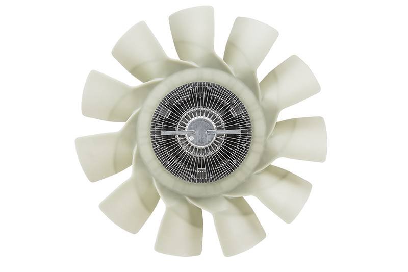 2019-09-06-volvo-es-el-primer-fabricante-en-lanzar-una-garantia-de-24-meses-para-repuestos-genuinos-01