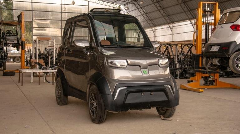 2019-09-20-bolivia-ya-ensambla-su-automovil-electrico-2-02