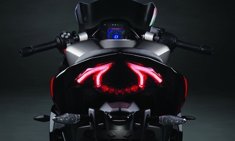 Llega la versión 2021 de la TVS RR 310