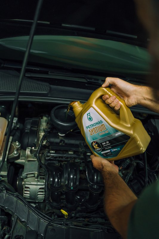 Los cinco tips de PETRONAS que tenés que saber para cuidar el motor