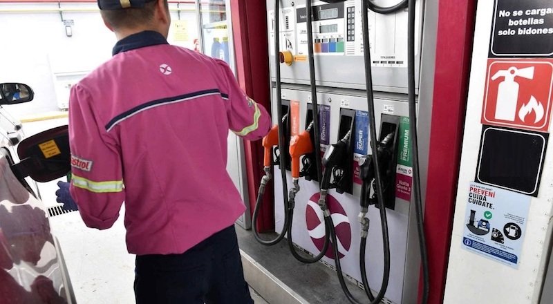 Solicitan se incorpore a empleados a la campaña de vacunación por COVID-19