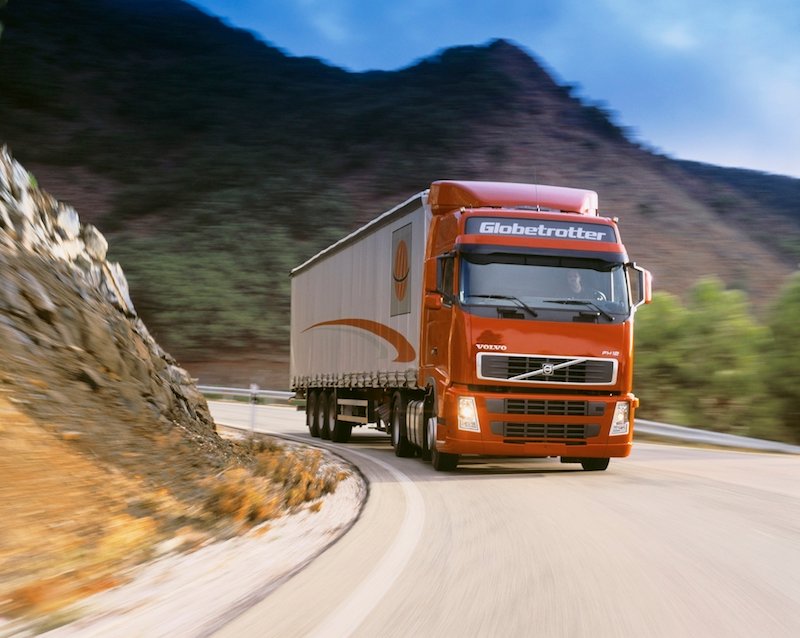 Volvo Trucks y Buses celebra sus 20 años en Argentina