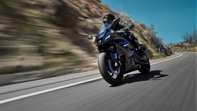 Nueva R7, la supersport de Yamaha