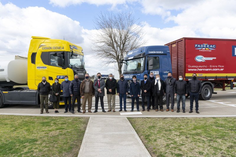 FADEEAC y FPT firmaron un convenio con la Junta de Seguridad en el Transporte