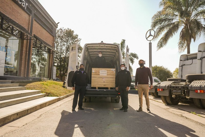Donación de Mercedes-Benz a través de su concesionario oficial Rolcar en Jujuy