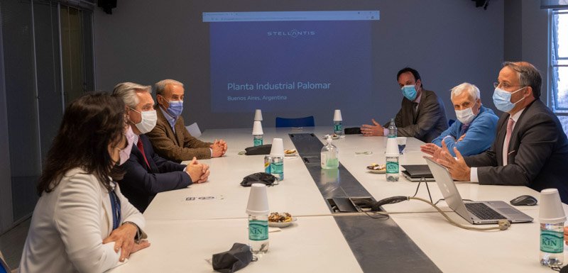 Stellantis inició un segundo turno de producción en su unidad Palomar