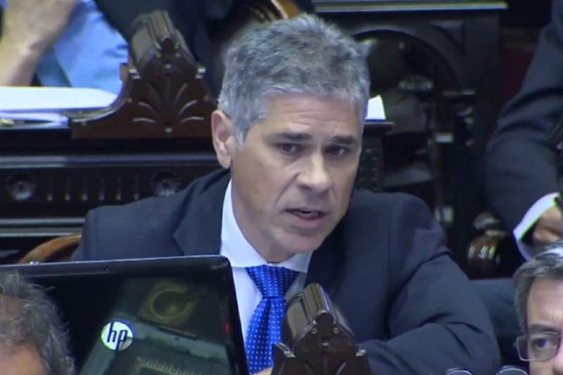 El presidente de YPF se suma a la idea de 