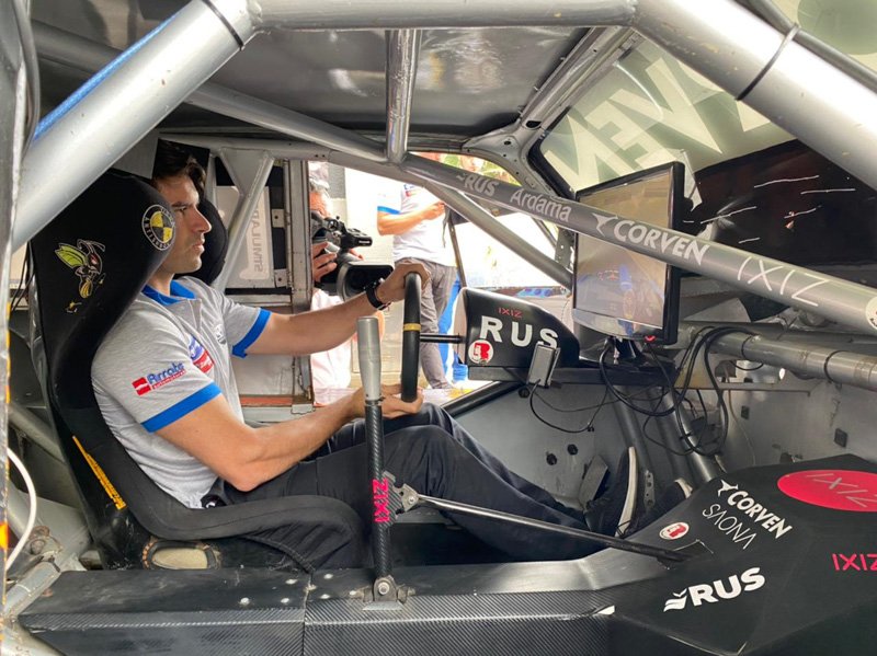 Frenosol invitó a sus clientes a sentirse pilotos por un día en el Corven Experience