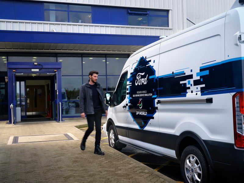 Investigación sobre vehículos autónomos de Ford junto a DP World
