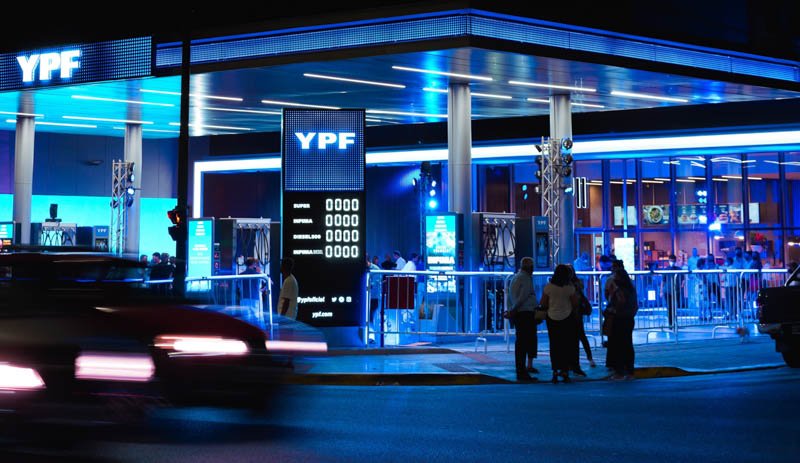 Cómo crecen las tiendas de Estaciones de Servicio en el mundo con nueva tecnología y servicios adyacentes