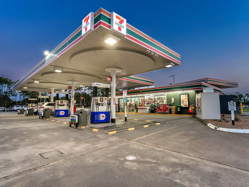 Cómo crecen las tiendas de Estaciones de Servicio en el mundo con nueva tecnología y servicios adyacentes