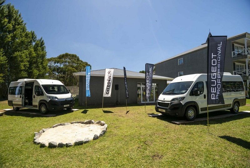 Boxer y Jumper Minibus 17+1 de Peugeot y Citroën