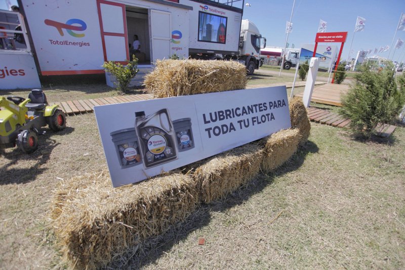 Lubricantes y Fitosanitarios TotalEnergies en Expoagro