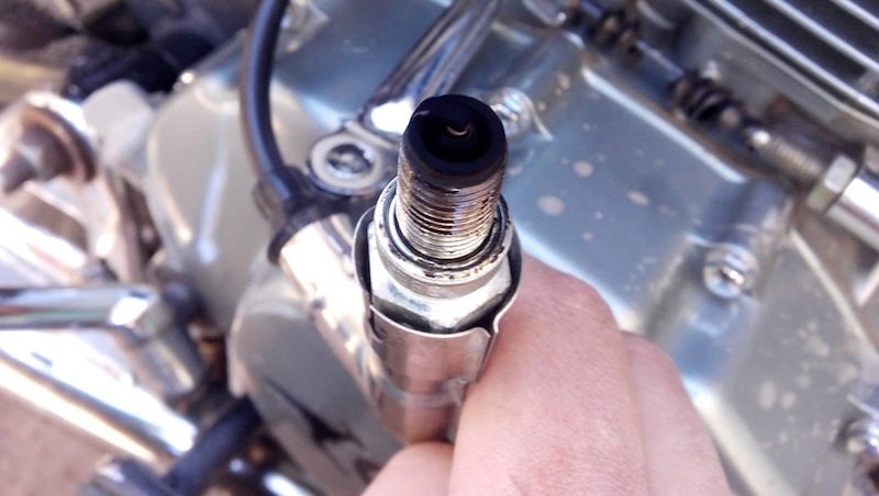 4 razones que pueden hacer que la moto dé tirones