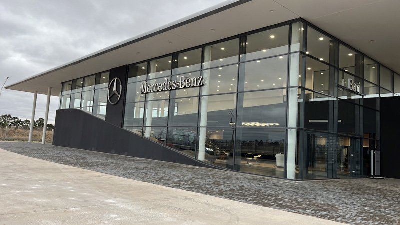 Nuevo concesionario Mercedes-Benz